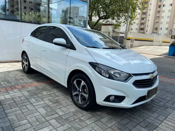 CHEVROLET ONIX 1.4 MPFI LTZ 8V FLEX 4P MANUAL CHEVROLET ONIX 1.4 MPFI LTZ 8V FLEX 4P MANUAL