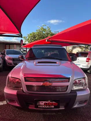 CHEVROLET S10 2.4 ADVANTAGE 4X2 CD 8V FLEX 4P MANUAL CHEVROLET S10 2.4 ADVANTAGE 4X2 CD 8V FLEX 4P MANUAL