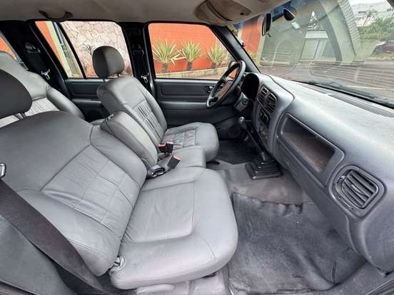 CHEVROLET-S10-2.8 DLX 4X2 CD 12V TURBO INTERCOOLER DIESEL 4P MANUAL CHEVROLET-S10-2003