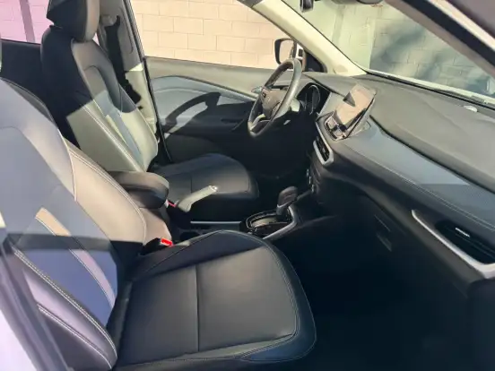 CHEVROLET-TRACKER-2022