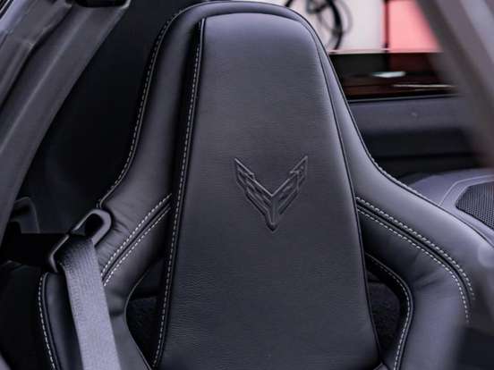 CHEVROLET-CORVETTE-6.2 V8 LT2 GASOLINA STINGRAY CONVERSIVEL AUTOMÁTICO CHEVROLET-CORVETTE-2025