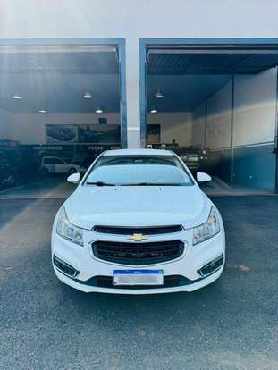 CHEVROLET-CRUZE-2015