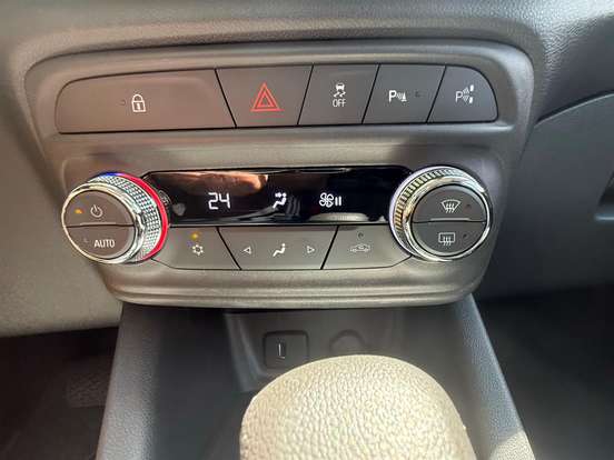 CHEVROLET-TRACKER-2024