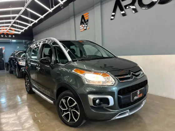 CITROËN AIRCROSS 1.6 EXCLUSIVE 16V FLEX 4P MANUAL CITROËN AIRCROSS 1.6 EXCLUSIVE 16V FLEX 4P MANUAL