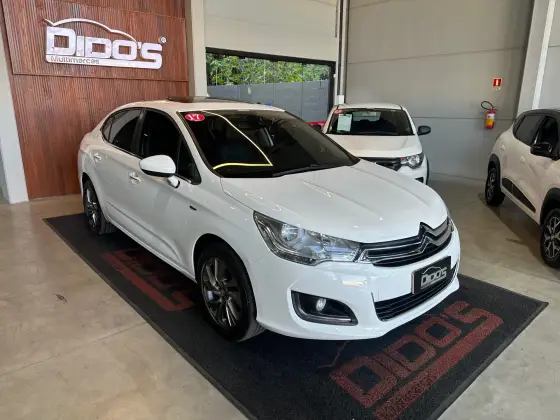 CITROËN C4 LOUNGE 1.6 EXCLUSIVE 16V TURBO FLEX 4P AUTOMÁTICO CITROËN C4 LOUNGE 1.6 EXCLUSIVE 16V TURBO FLEX 4P AUTOMÁTICO