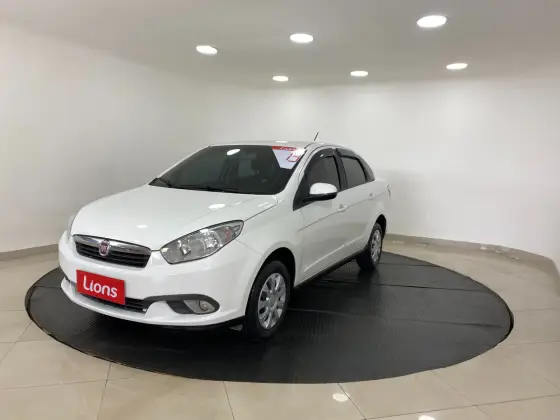 FIAT GRAND SIENA 1.4 MPI ATTRACTIVE 8V FLEX 4P MANUAL FIAT GRAND SIENA 1.4 MPI ATTRACTIVE 8V FLEX 4P MANUAL