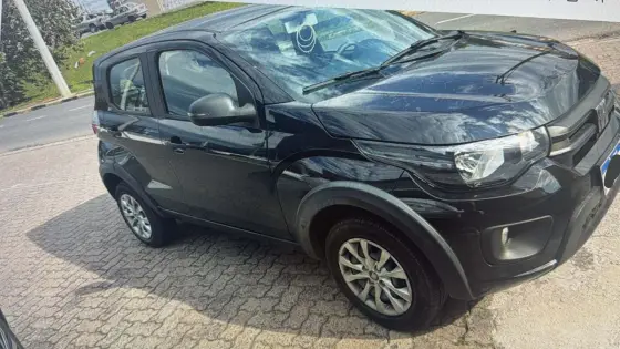 FIAT MOBI 1.0 EVO FLEX LIKE. MANUAL FIAT MOBI 1.0 EVO FLEX LIKE. MANUAL