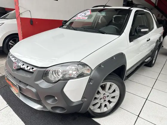 FIAT STRADA 1.8 MPI ADVENTURE CD 16V FLEX 3P MANUAL FIAT STRADA 1.8 MPI ADVENTURE CD 16V FLEX 3P MANUAL