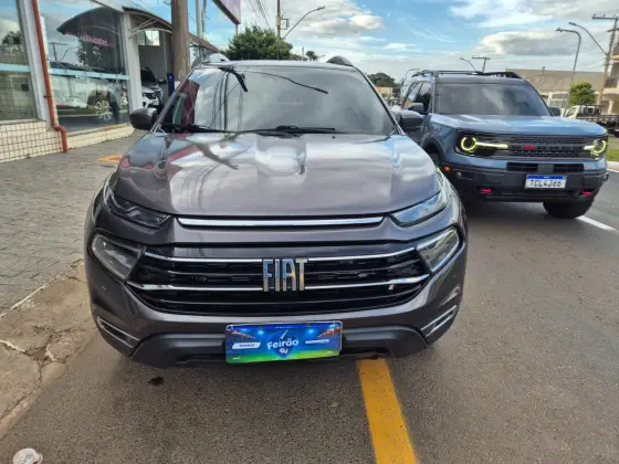 FIAT TORO 1.3 TURBO 270 FLEX FREEDOM AT6 FIAT TORO 1.3 TURBO 270 FLEX FREEDOM AT6