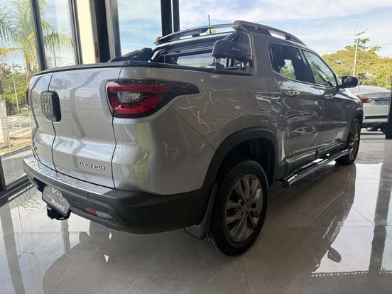 FIAT-TORO-2020