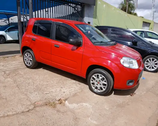 FIAT UNO 1.0 EVO VIVACE 8V FLEX 4P MANUAL FIAT UNO 1.0 EVO VIVACE 8V FLEX 4P MANUAL