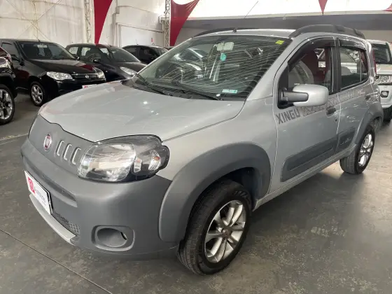 FIAT UNO 1.0 WAY 8V FLEX 4P MANUAL FIAT UNO 1.0 WAY 8V FLEX 4P MANUAL
