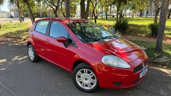 FIAT PUNTO 1.4 ATTRACTIVE 8V FLEX 4P MANUAL