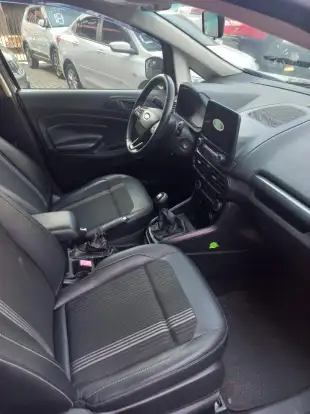 FORD-ECOSPORT-2017