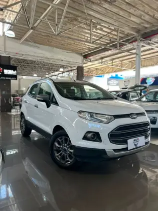 FORD ECOSPORT 1.6 FREESTYLE 16V FLEX 4P MANUAL FORD ECOSPORT 1.6 FREESTYLE 16V FLEX 4P MANUAL