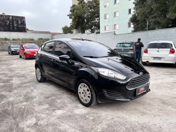 FORD FIESTA 1.5 S HATCH 16V FLEX 4P MANUAL FORD FIESTA 1.5 S HATCH 16V FLEX 4P MANUAL