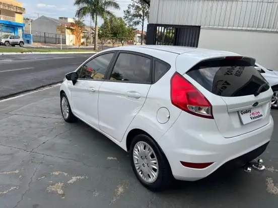 FORD-FIESTA-2017