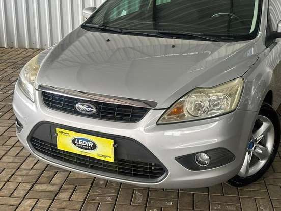 FORD-FOCUS-2.0 GLX 16V FLEX 4P AUTOMÁTICO FORD-FOCUS-2012