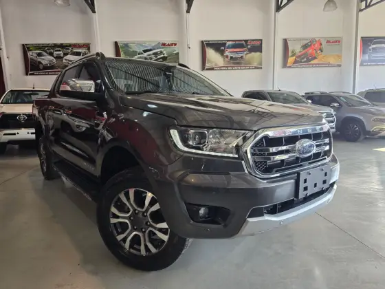 FORD RANGER 3.2 LIMITED 4X4 CD 20V DIESEL 4P AUTOMÁTICO FORD RANGER 3.2 LIMITED 4X4 CD 20V DIESEL 4P AUTOMÁTICO