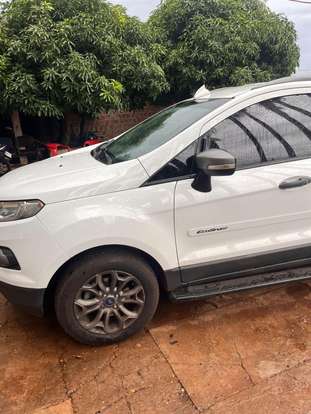 FORD-ECOSPORT-2016