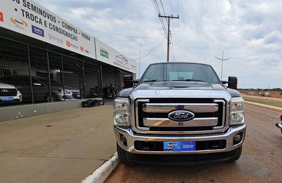 FORD F-250 6.7 SUPER DUTY 4X4 V8 TURBO DIESEL 2P AUTOMÁTICO