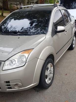 FORD FIESTA 1.0 MPI SEDAN 8V FLEX 4P MANUAL