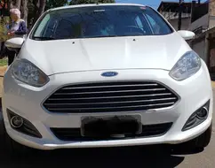 FORD FIESTA 1.6 SE HATCH 16V FLEX 4P POWERSHIFT FORD FIESTA 1.6 SE HATCH 16V FLEX 4P POWERSHIFT