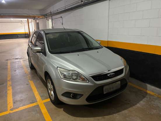 FORD-FOCUS-2011