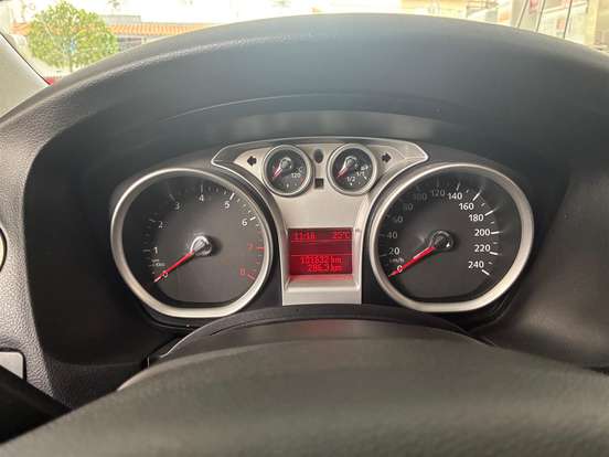 FORD-FOCUS-2.0 GLX 16V FLEX 4P MANUAL FORD-FOCUS-2011