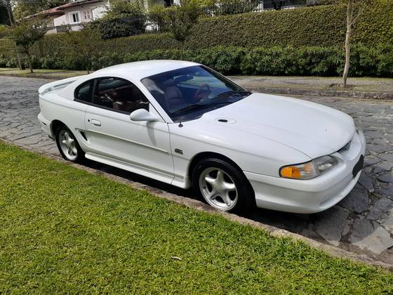 FORD MUSTANG 5.0 GT COUPÉ V8 GASOLINA 2P AUTOMÁTICO