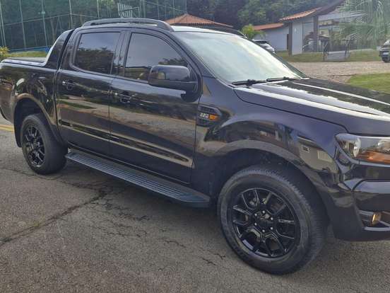 FORD-RANGER-2.2 BLACK 4X2 CD 16V DIESEL 4P AUTOMÁTICO FORD-RANGER-2022