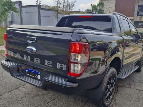 FORD-RANGER-2.2 BLACK 4X2 CD 16V DIESEL 4P AUTOMÁTICO FORD-RANGER-2022
