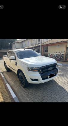 FORD RANGER 2.2 XLS 4X4 CD 16V DIESEL 4P AUTOMÁTICO