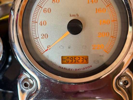 HARLEY-DAVIDSON-DYNA SUPER GLIDE CUSTOM HARLEY-DAVIDSON-DYNA SUPER GLIDE CUSTOM-2010