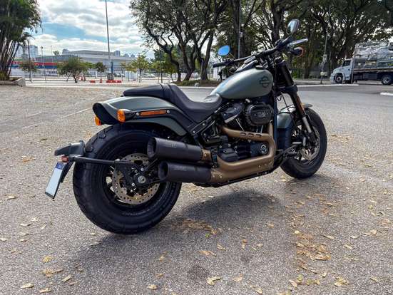 HARLEY-DAVIDSON-SOFTAIL FAT BOB 114-2021