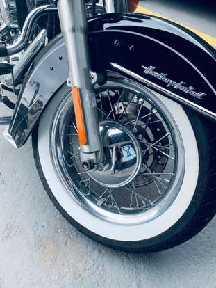 HARLEY-DAVIDSON-SOFTAIL HERITAGE CLASSIC-2011