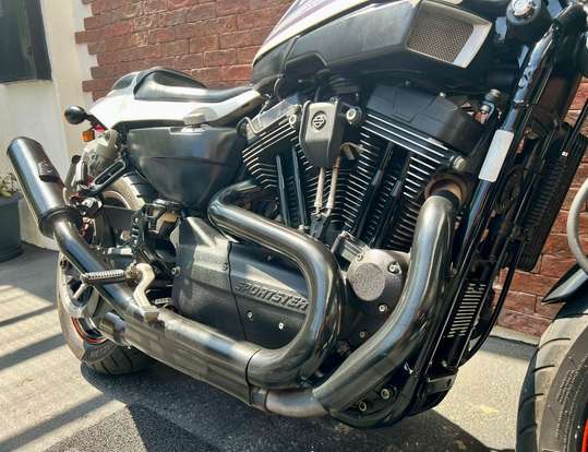 HARLEY-DAVIDSON-SPORTSTER XR 1200X-2010