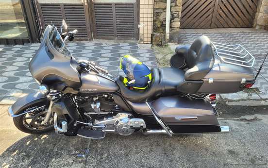 HARLEY-DAVIDSON-ULTRA LIMITED-2017