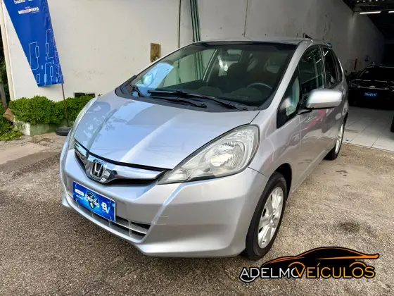 HONDA FIT 1.4 LX 16V FLEX 4P AUTOMÁTICO