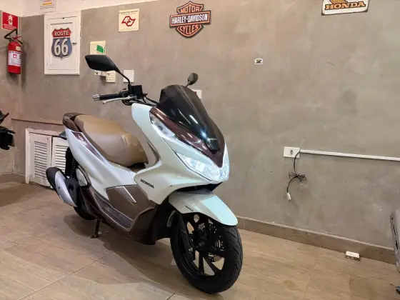 HONDA PCX DLX HONDA PCX DLX