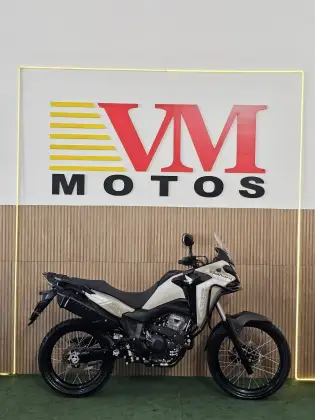HONDA XRE 300 SAHARA ADVENTURE HONDA XRE 300 SAHARA ADVENTURE