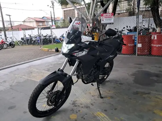 HONDA XRE 300 SAHARA HONDA XRE 300 SAHARA