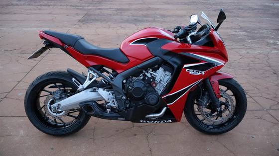 HONDA CBR 650F 