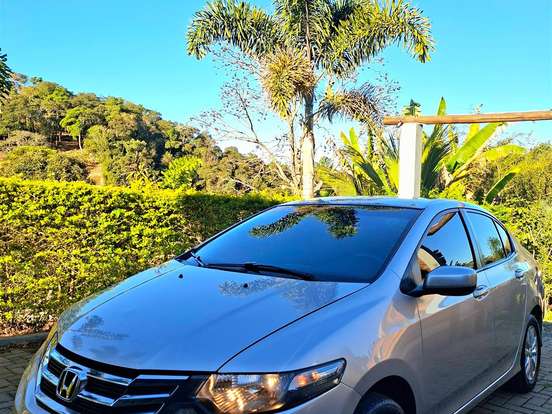HONDA-CITY-1.5 LX 16V FLEX 4P MANUAL HONDA-CITY-2012
