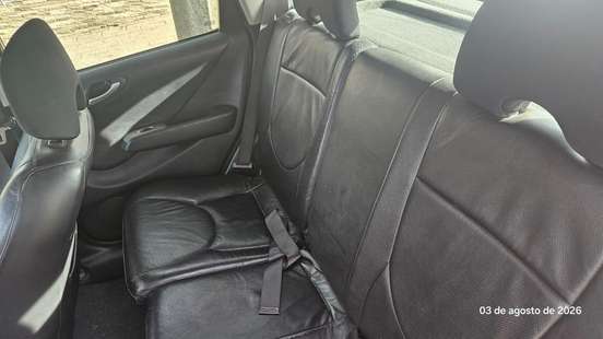 HONDA-FIT-2008