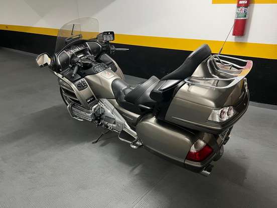 HONDA-GL 1800 GOLD WING-2006