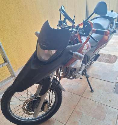 HONDA-XRE 300-2011