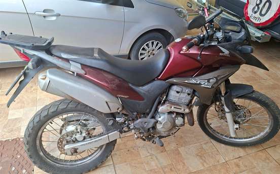 HONDA-XRE 300-2011