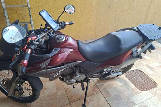 HONDA-XRE 300-2011