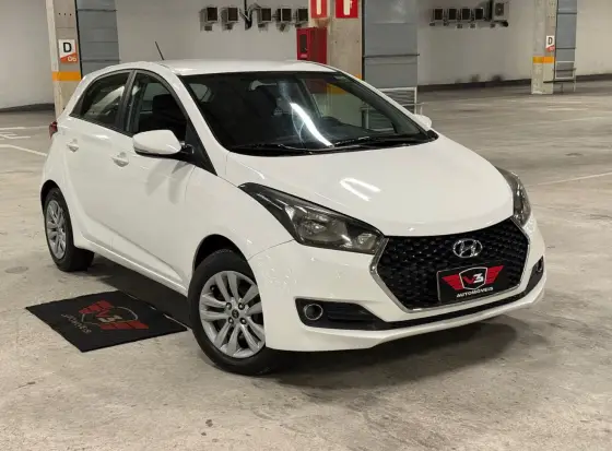 HYUNDAI HB20 1.0 COMFORT 12V FLEX 4P MANUAL HYUNDAI HB20 1.0 COMFORT 12V FLEX 4P MANUAL